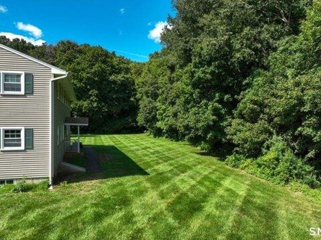 condo with 2 bedroom, North Branford CT ES105442681