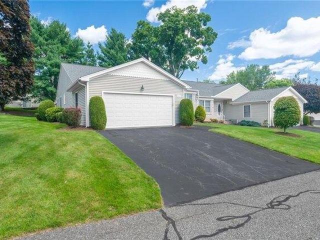 condo with 2 bedroom, North Providence RI ES105535250