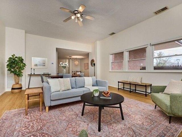 condo with 2 bedroom, Northampton MA ES104543999