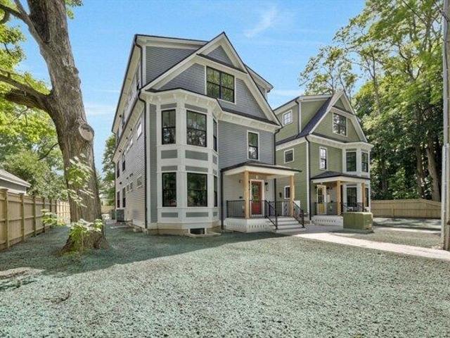 condo with 2 bedroom, Northampton MA ES105366359