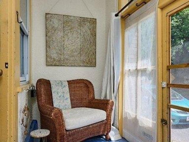 condo with 2 bedroom, Northampton MA ES105417558