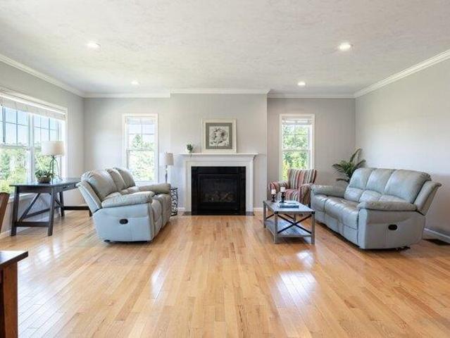 condo with 2 bedroom, Northbridge MA ES105439942