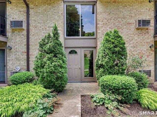 condo with 2 bedroom, Norwalk CT ES105440548