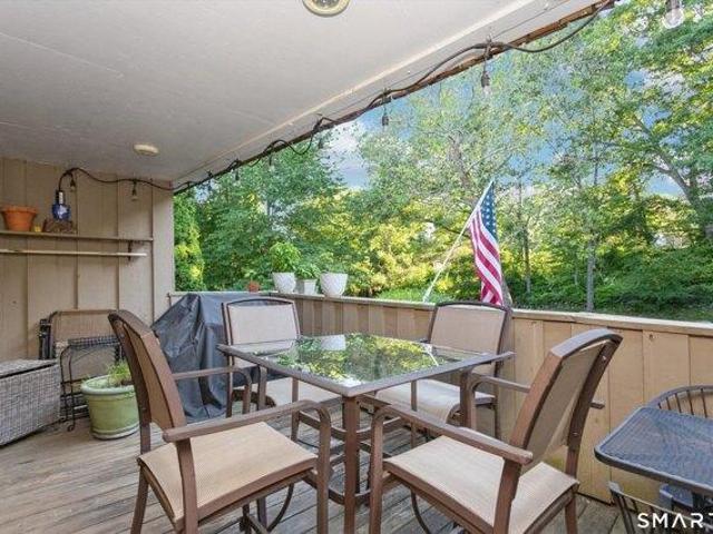 condo with 2 bedroom, Norwalk CT ES105634044