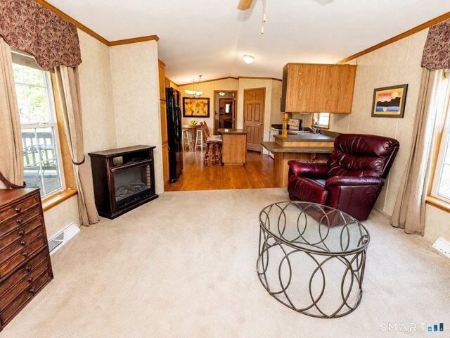 condo with 2 bedroom, Norwich CT ES105317031