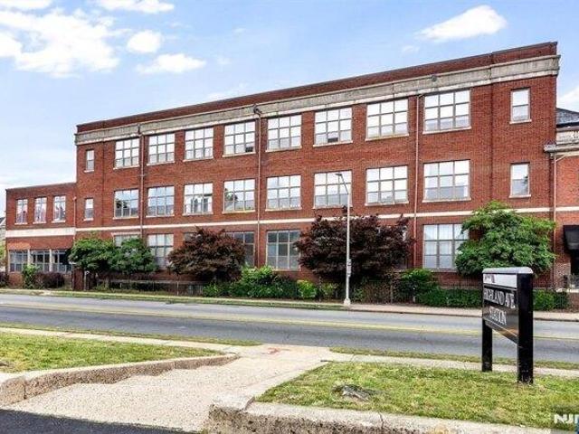 condo with 2 bedroom, Orange NJ ES105534080