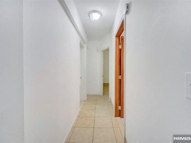 condo with 2 bedroom, Orange NJ ES105695470