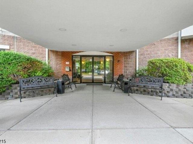 condo with 2 bedroom, Paramus NJ ES104831908