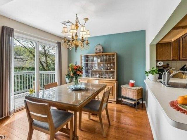 condo with 2 bedroom, Paterson NJ ES105278488