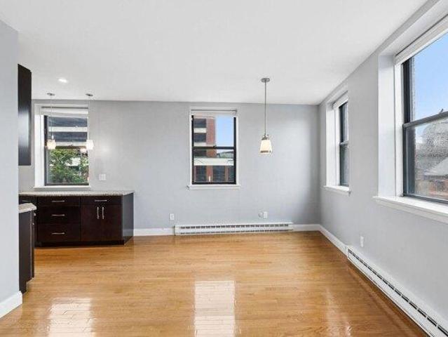 condo with 2 bedroom, Portland ME ES104870155