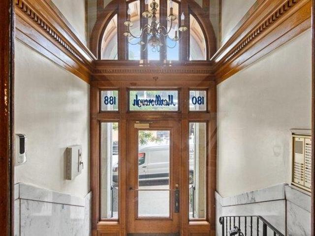 condo with 2 bedroom, Portland ME ES105612450