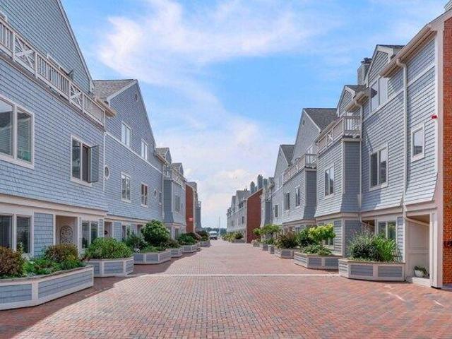 condo with 2 bedroom, Portland ME ES105869352