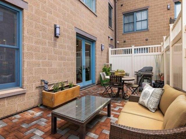 condo with 2 bedroom, Portsmouth NH ES105477242