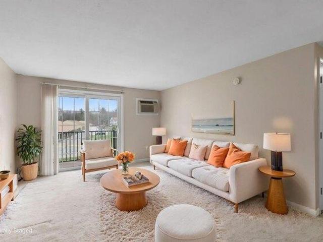 condo with 2 bedroom, Portsmouth NH ES105560989