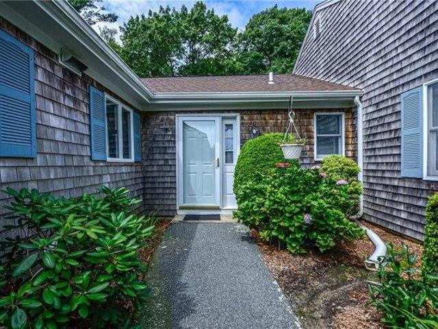 condo with 2 bedroom, Portsmouth RI ES105400884