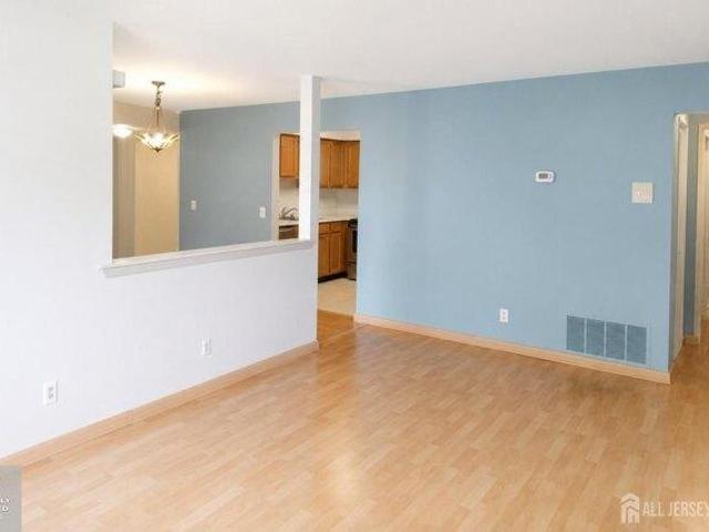 condo with 2 bedroom, Plainsboro NJ ES105317159