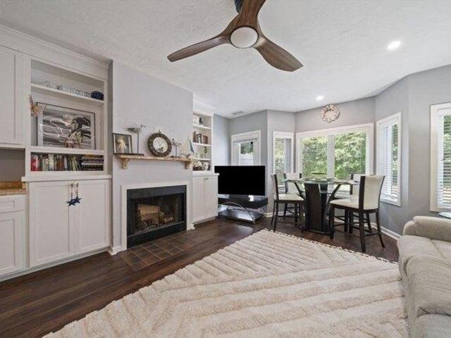 condo with 2 bedroom, Plymouth MA ES105532280