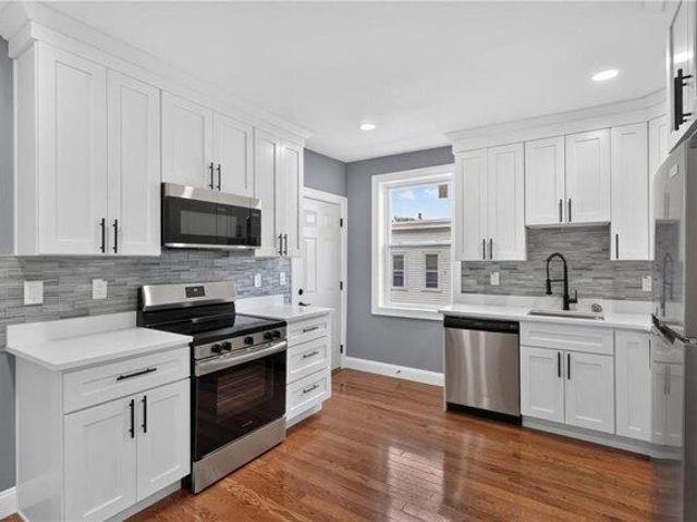 condo with 2 bedroom, Providence RI ES105423750