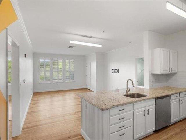 condo with 2 bedroom, Providence RI ES105495325