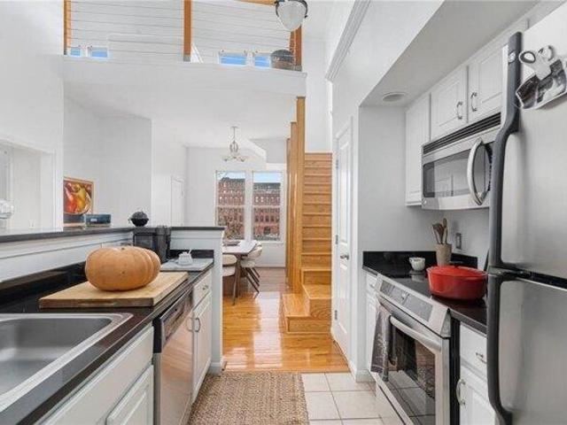 condo with 2 bedroom, Providence RI ES105662940