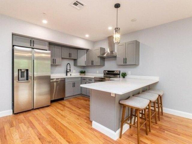 condo with 2 bedroom, Quincy MA ES105403518