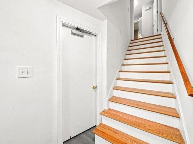 condo with 2 bedroom, Quincy MA ES105440195