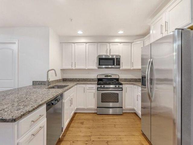 condo with 2 bedroom, Quincy MA ES105558909