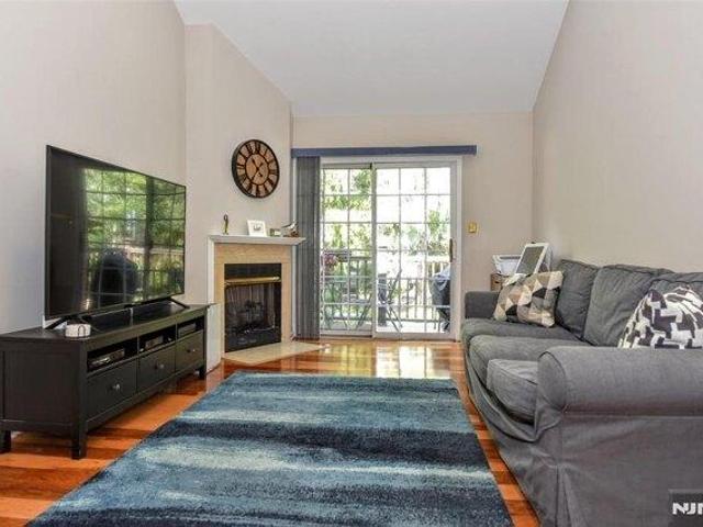 condo with 2 bedroom, Ramsey NJ ES105292243