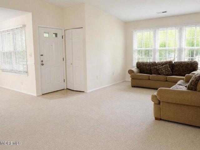 condo with 2 bedroom, Red Bank NJ ES104442899