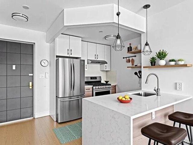 condo with 2 bedroom, Rego Park NY ES103624359