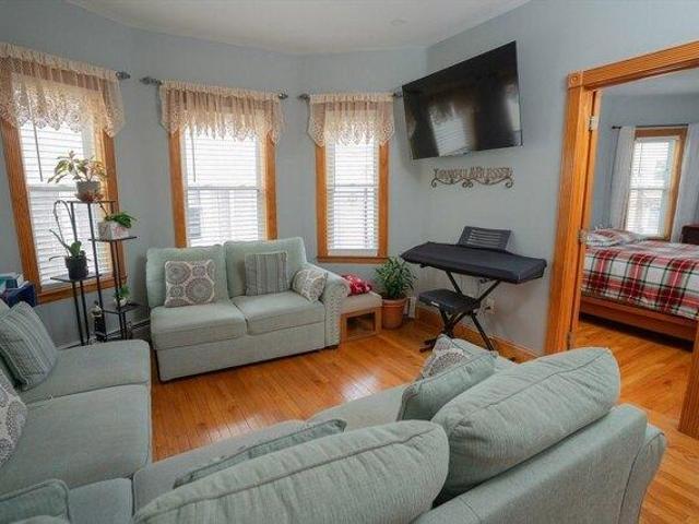 condo with 2 bedroom, Revere MA ES105386721