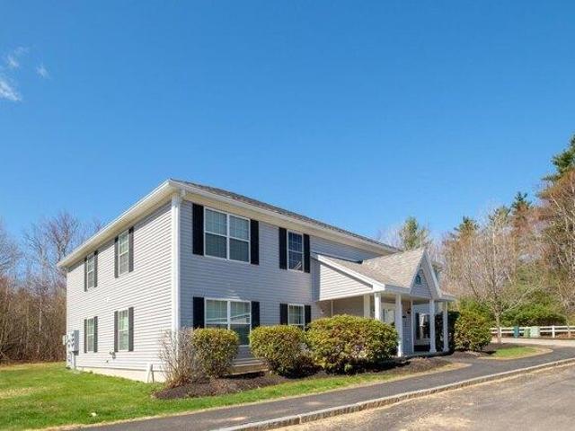 condo with 2 bedroom, Rochester NH ES105661563