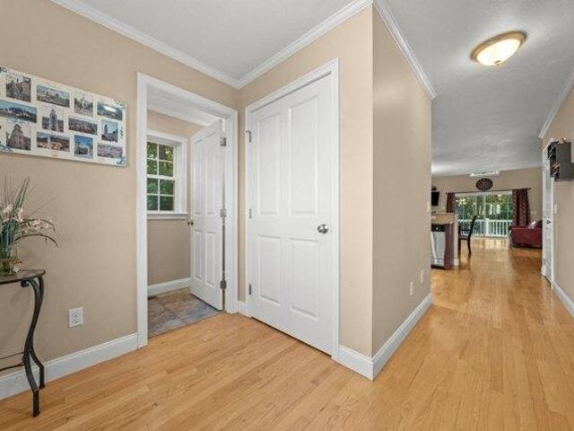 condo with 2 bedroom, Rockland MA ES105552263