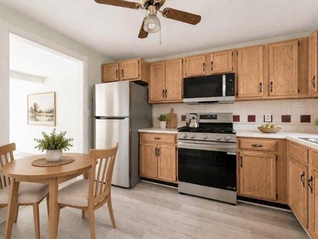condo with 2 bedroom, Rockland MA ES105557680