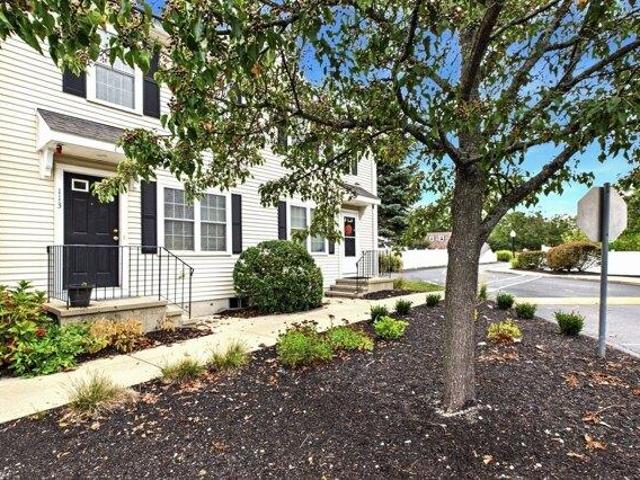 condo with 2 bedroom, Rockland MA ES105693194
