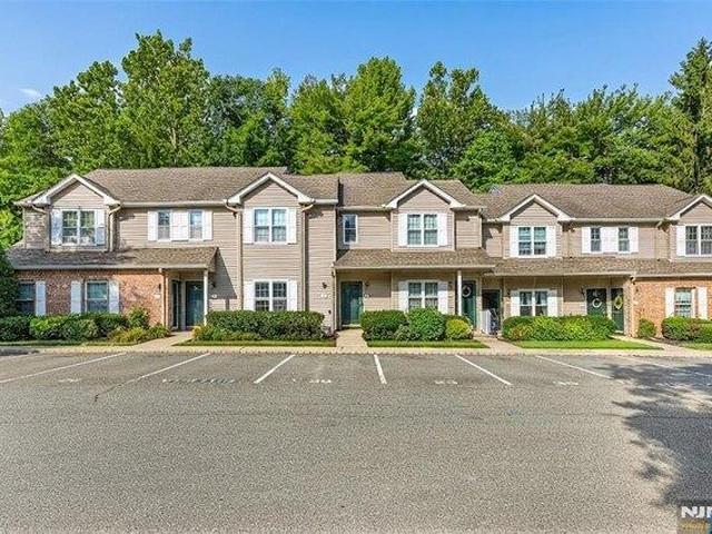 condo with 2 bedroom, Roseland NJ ES105277843