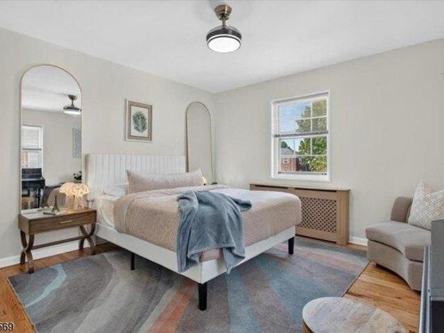 condo with 2 bedroom, Roselle Park NJ ES105316542