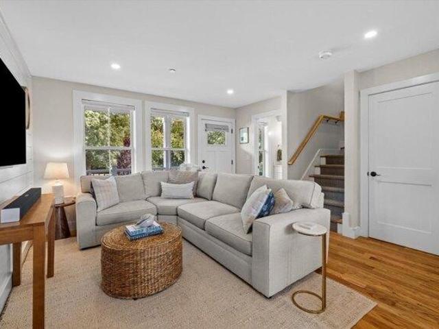 condo with 2 bedroom, Scituate MA ES105532880