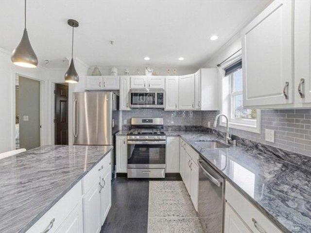 condo with 2 bedroom, Salisbury MA DS104480120