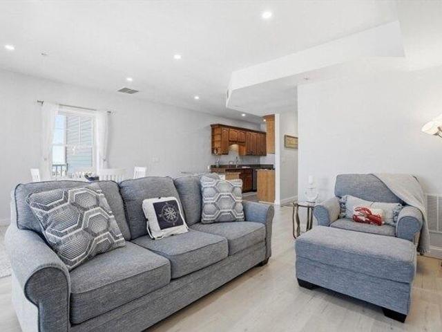 condo with 2 bedroom, Salisbury MA DS104265103