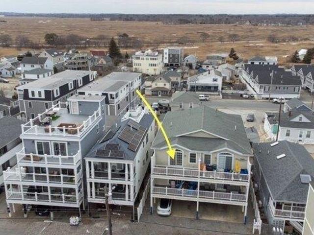 condo with 2 bedroom, Salisbury MA ES104330613