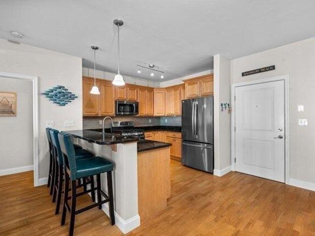 condo with 2 bedroom, Salisbury MA ES105418336