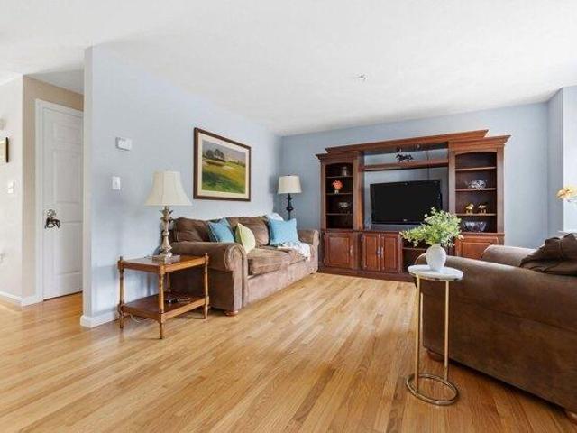 condo with 2 bedroom, Salisbury MA ES105611295