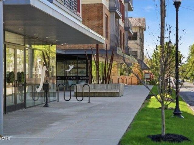 condo with 2 bedroom, Saratoga Springs NY ES105290759