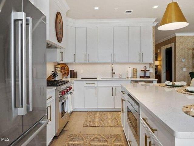 condo with 2 bedroom, Saratoga Springs NY ES105292515