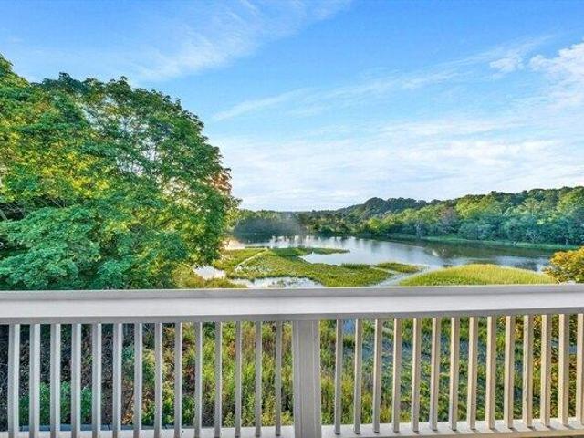 condo with 2 bedroom, Saugus MA ES105536741