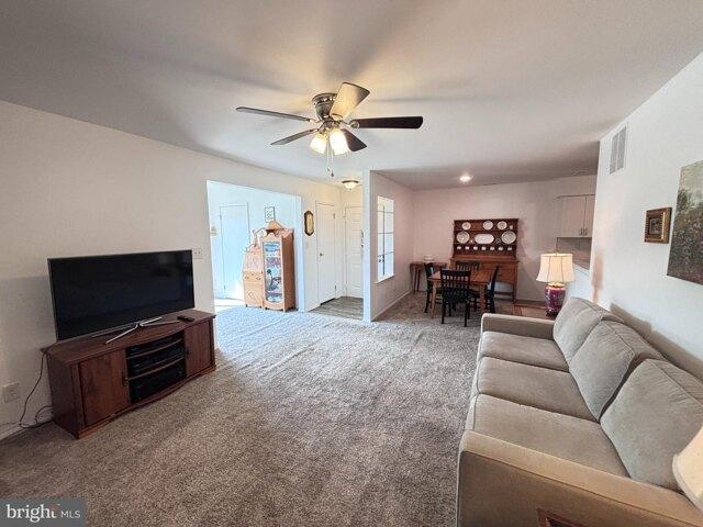 condo with 2 bedroom, Sewell NJ ES105233287
