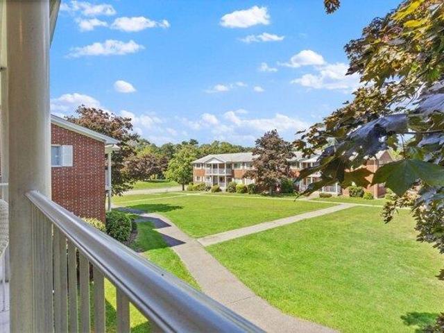 condo with 2 bedroom, Sharon MA ES105441386