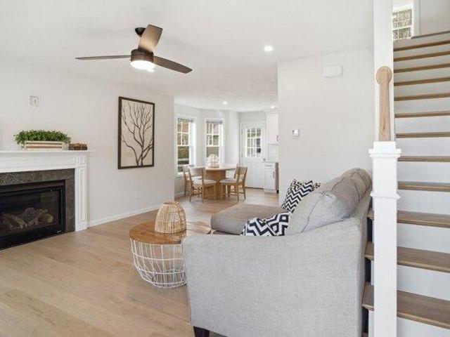 condo with 2 bedroom, Shirley MA ES105424293