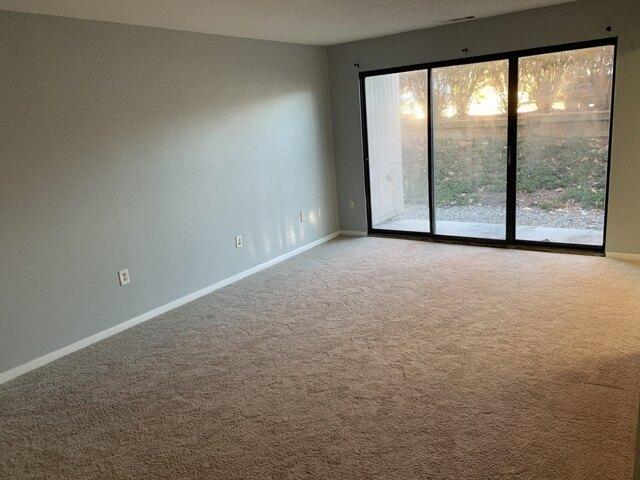condo with 2 bedroom, Shrewsbury MA ES104811969